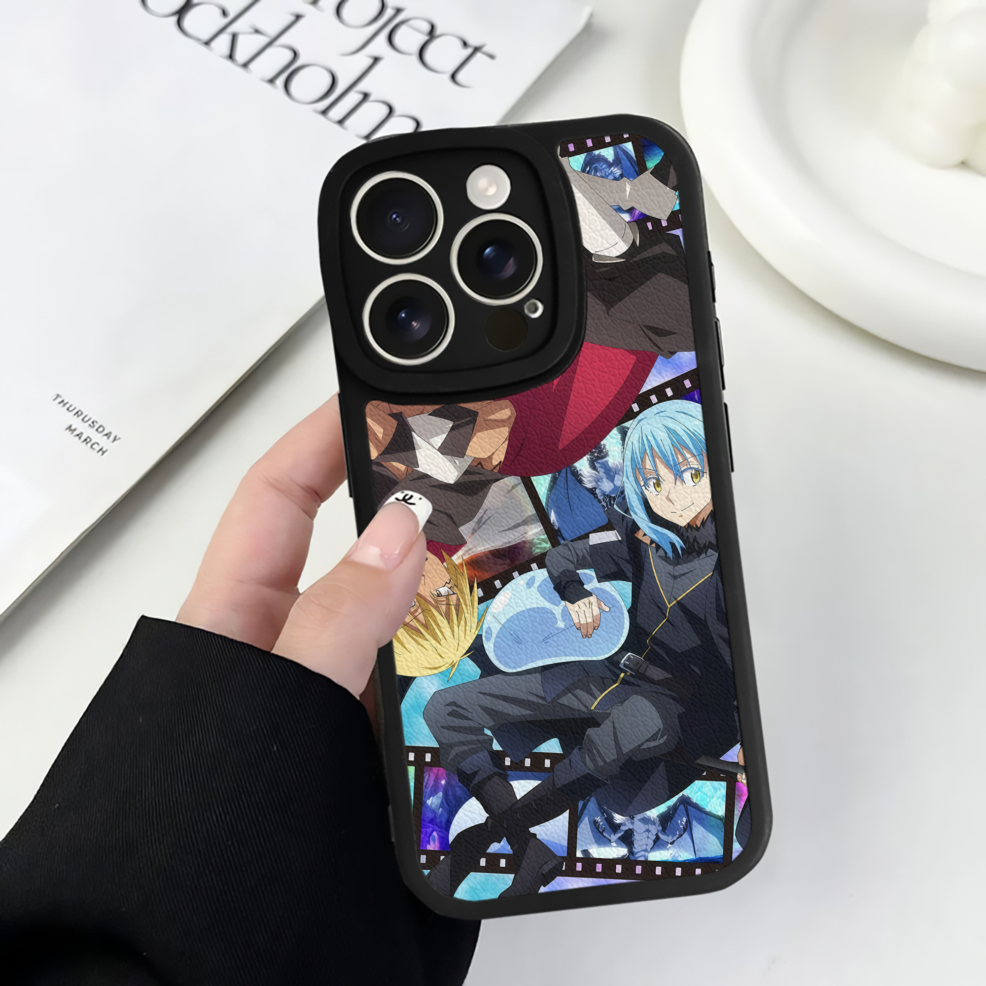 （画像用） 転スラ Regarding Reincarnated to Slime 【iPhone 16シリーズ対応】シリコンスマホケース（レザー調） 材質：シリコン